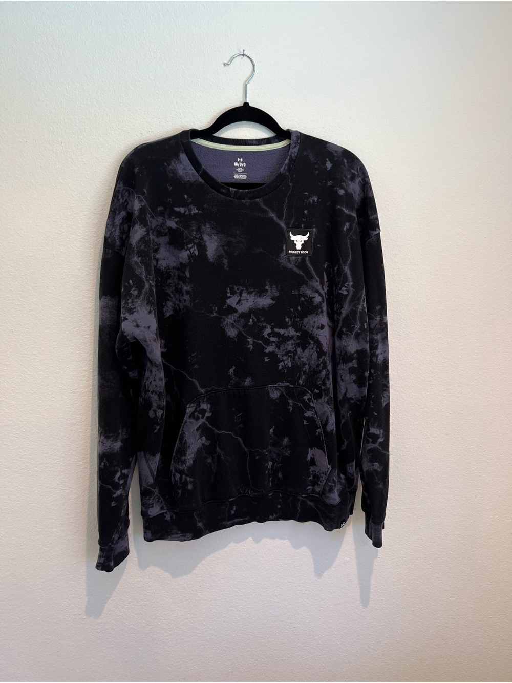Under Armour Black and Grayish Purple Tie-Dye Crewneck Sweatshirt
